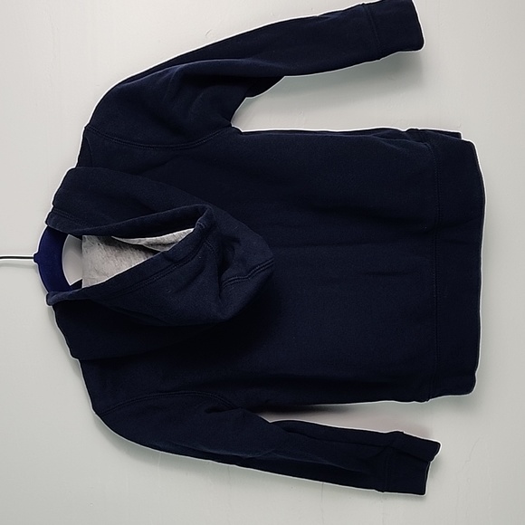 Lot of 2 Boys 3T zip up sweaters. GAP & OshKosh - Picture 5 of 5